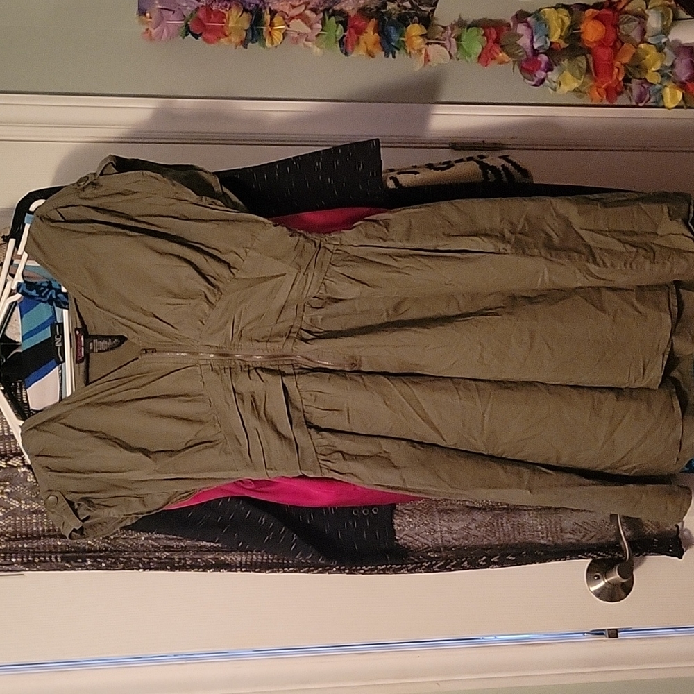 Dress with pockets